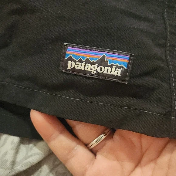 Patagonia Black Baggies Shorts - Picture 3 of 7
